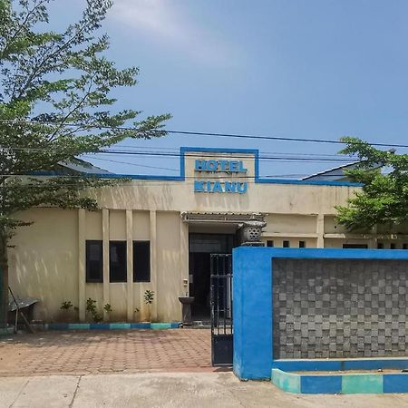 Hotel Reddoorz Near Pantai Pancer Door Pacitan Esterno foto